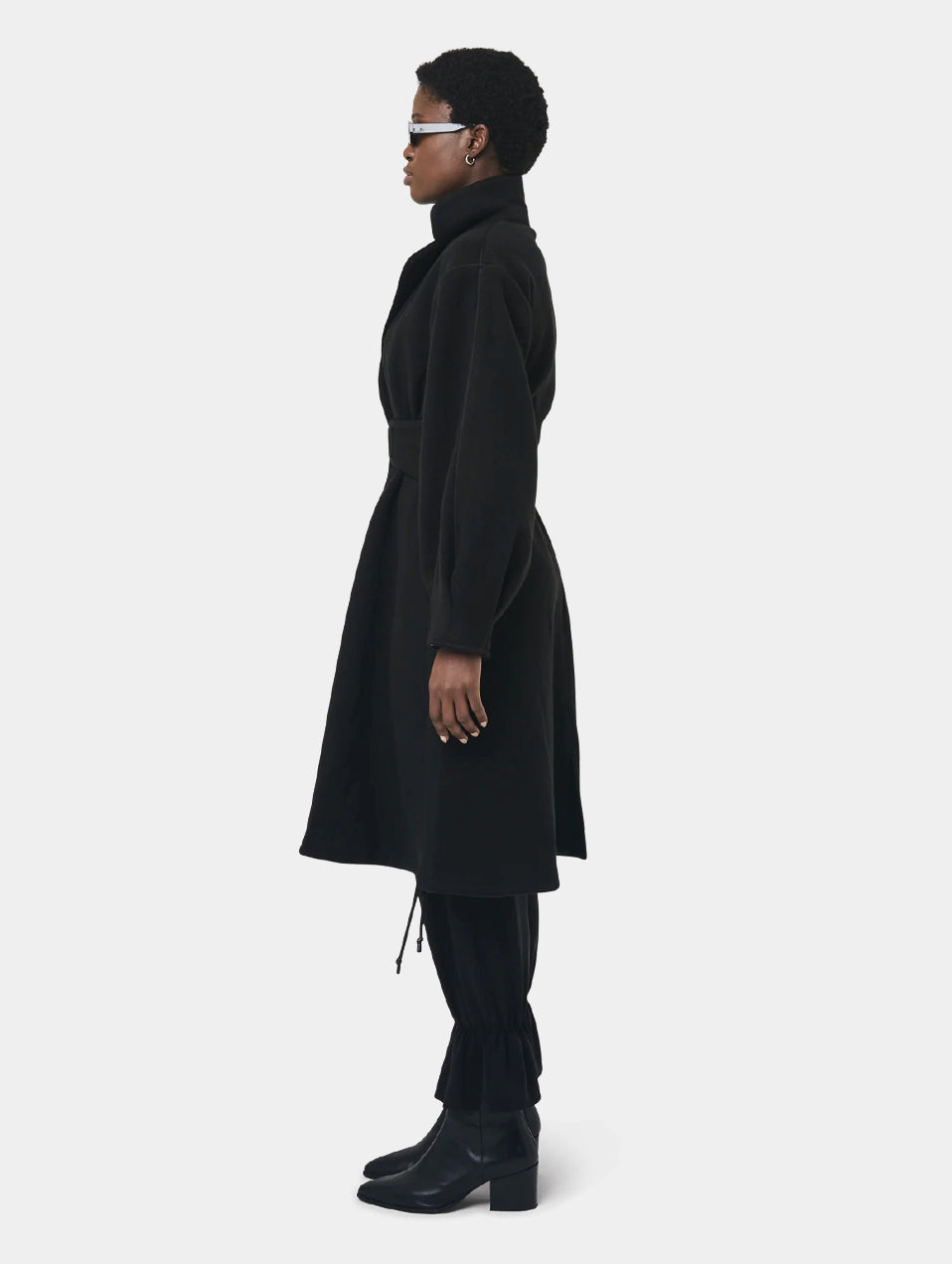 BLACK BELL SLEEVE COAT
