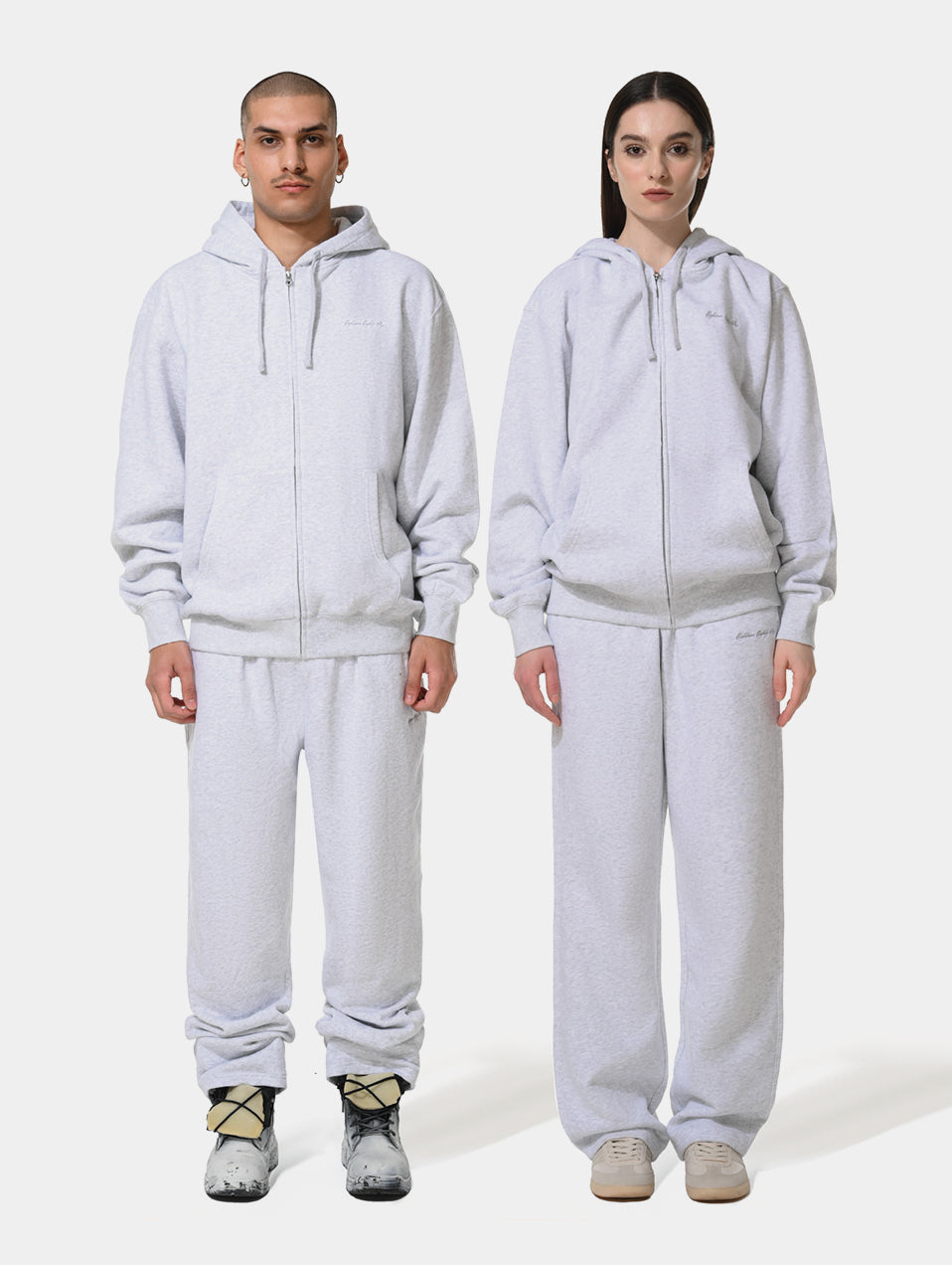 CLASSIC SWEATPANTS - HEATHER GREY