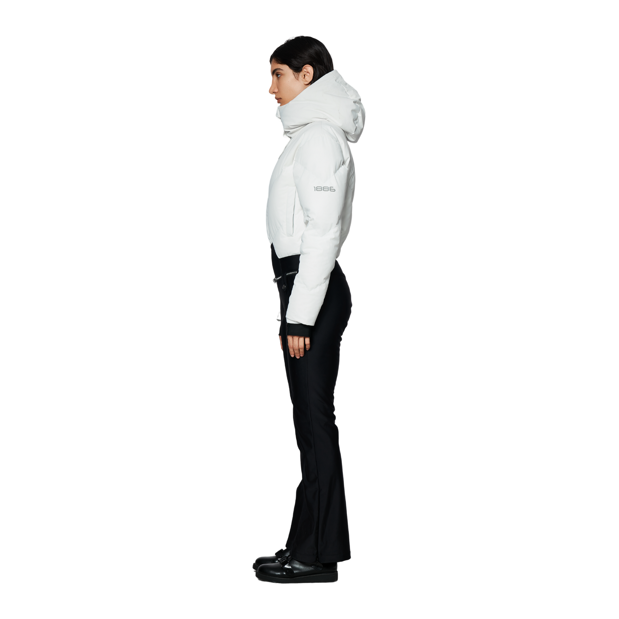 بدلة تزلج بأرجل واسعة - أبيض مع أسود