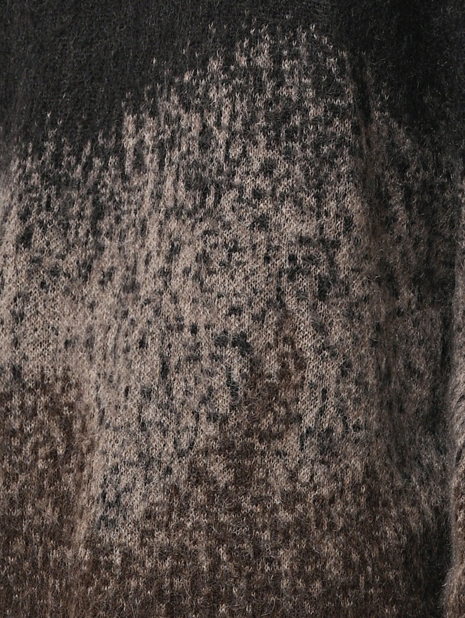 GRADIENT KNIT SWEATER - BROWN
