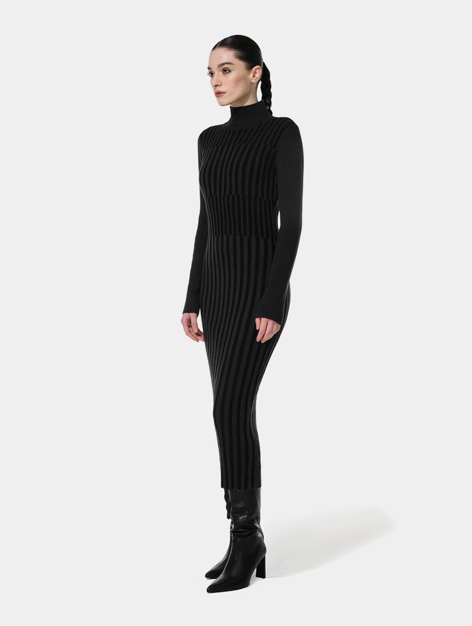 HIGH NECK KNITTED DRESS