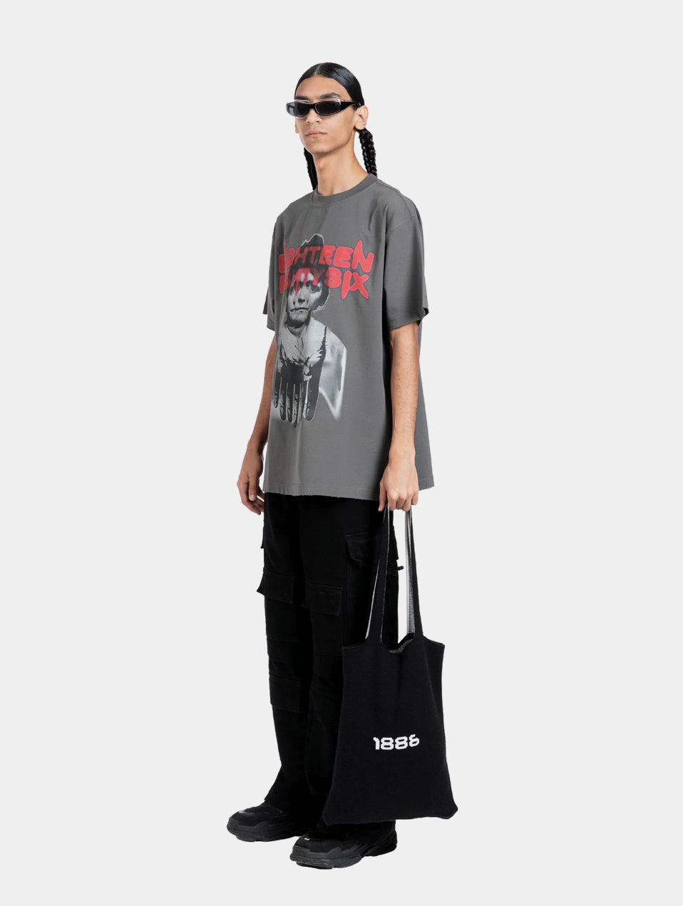 NIGHTMARE GRAPHIC T-SHIRT - GREY