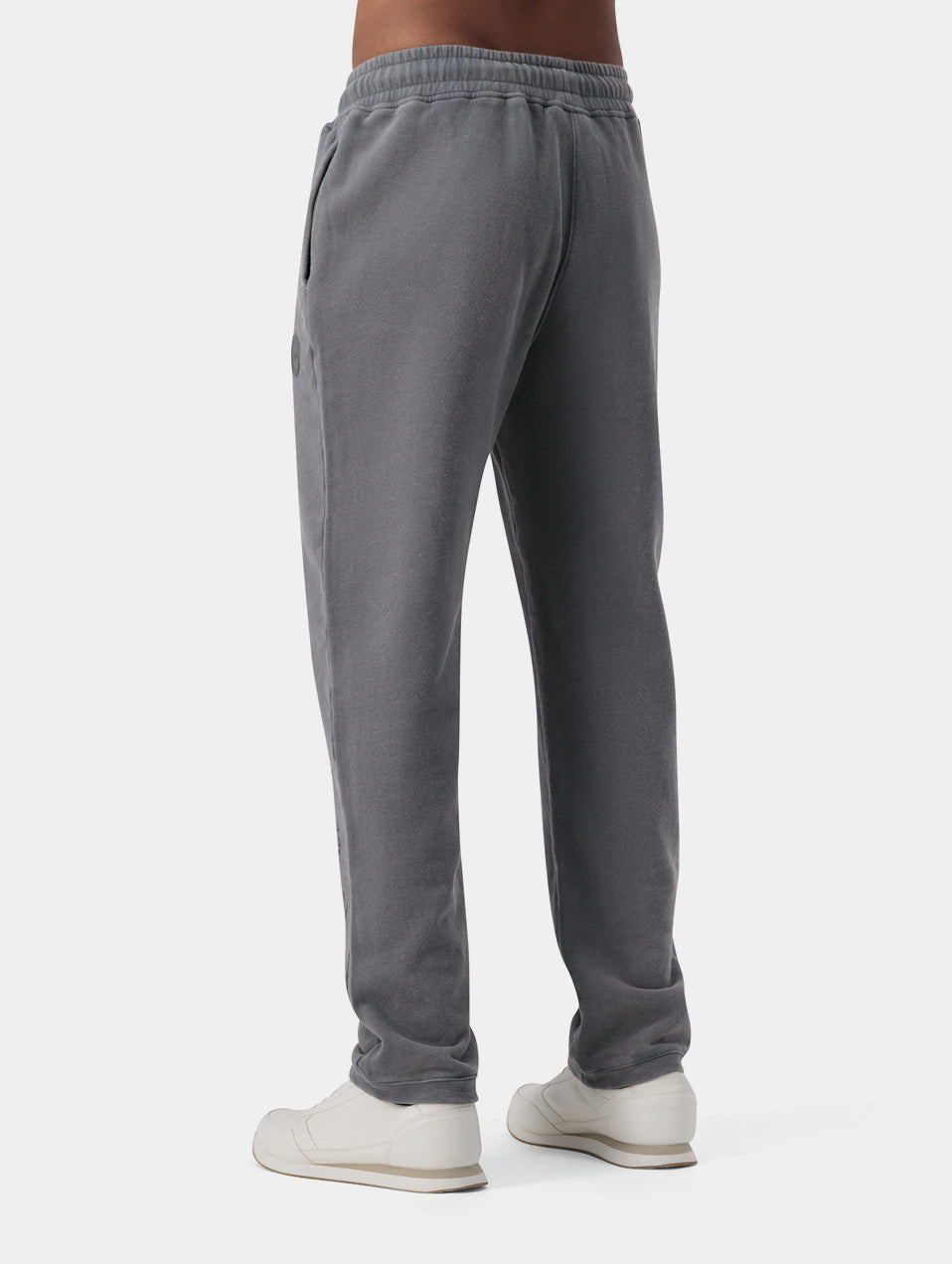 QASR SAAD SWEATPANTS