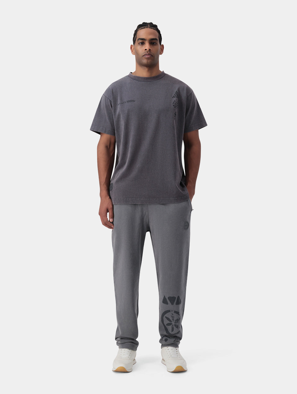 QASR SAAD SWEATPANTS