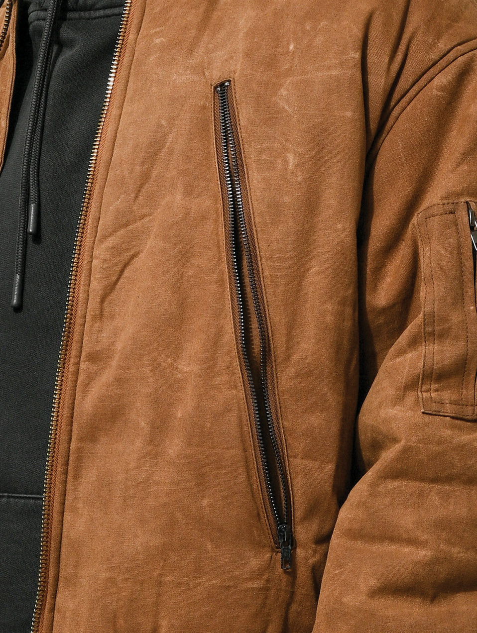 WAXED CANVAS BOMBER - CAMEL