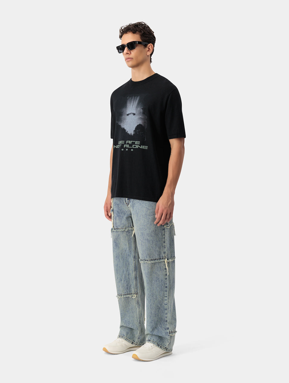 WE ARE NOT ALONE KNIT T-SHIRT